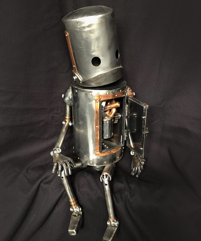 Jimmy the droid metal scupture de nadie